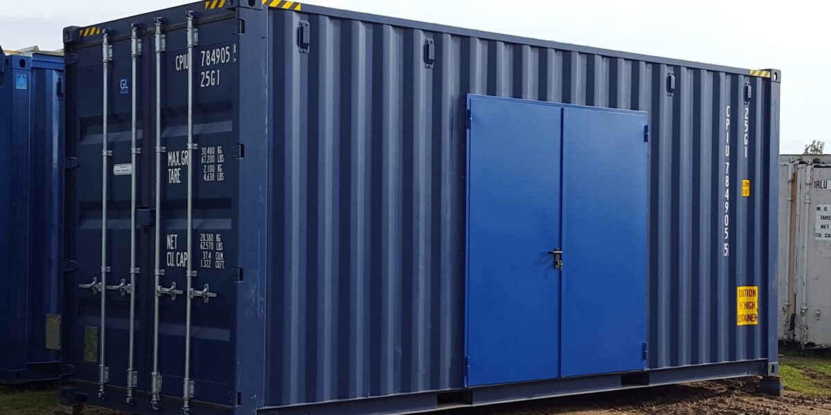 Container in ferro personalizzato con porta laterale